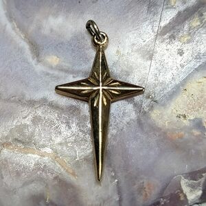 Gold Starburst Pendant.